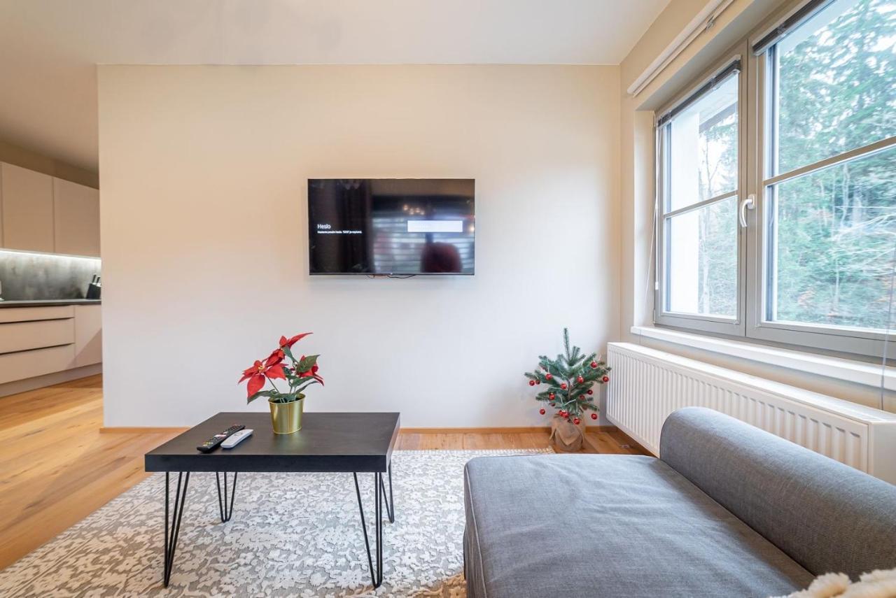 Trio Harrachov Apartment Exterior photo